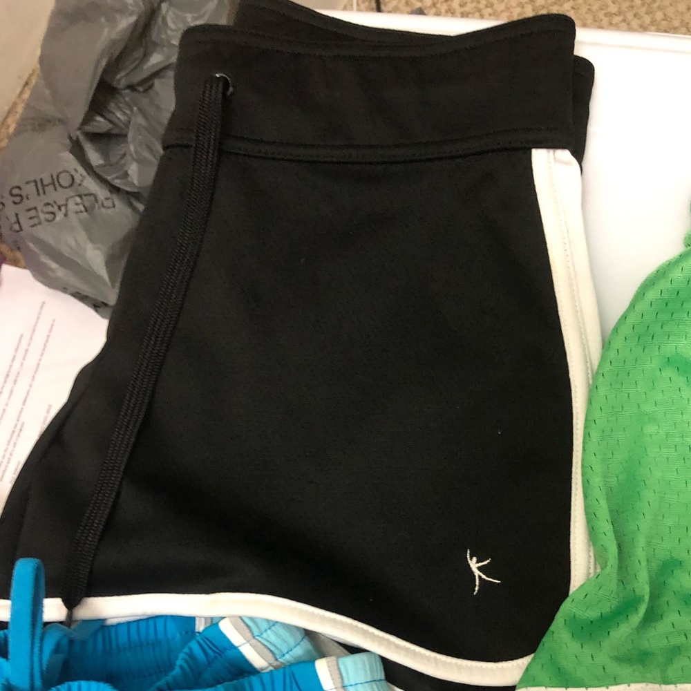 BUNDLE Pre owned 5 pairs of shorts size Small